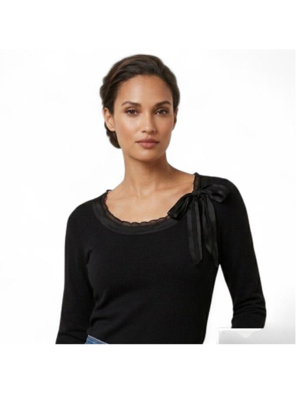 Banana Republic
long sleeve sweater w/ bow detail